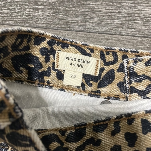 Rigid Denim A-Line Mini Skirt in Animal Print Size 25‎ - Picture 4 of 7